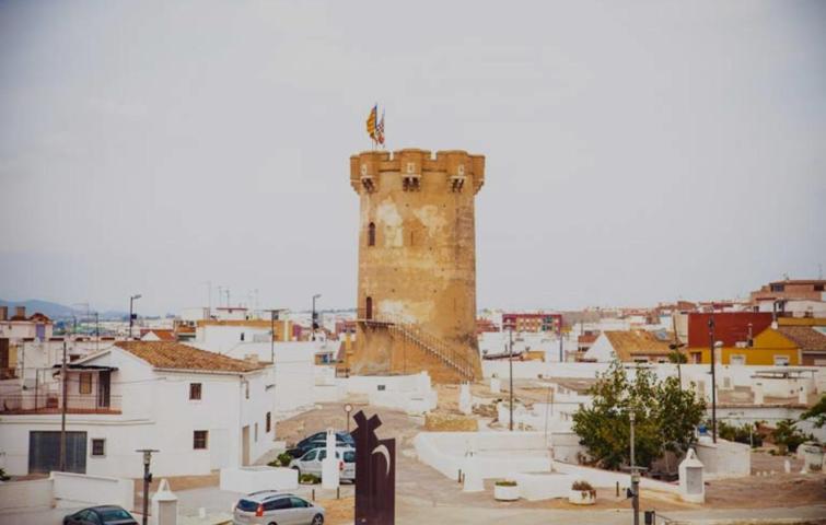 URGE VENDER TERRENO EN PATERNA photo 0