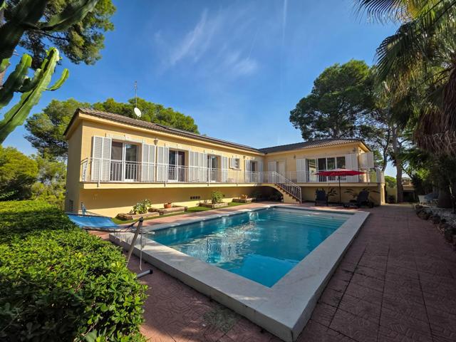 Vivenda disponible en enclave privilegiado photo 0