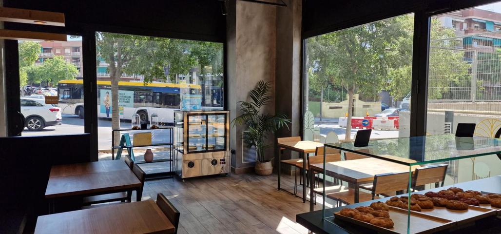 Local comercial - Cornellà de Llobregat photo 0