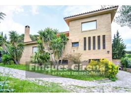 Casa unifamiliar en venta en Begur photo 0