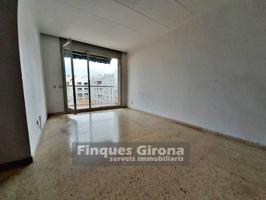 PISO EN VENTA EN SANT NARCIS(GIRONA) photo 0