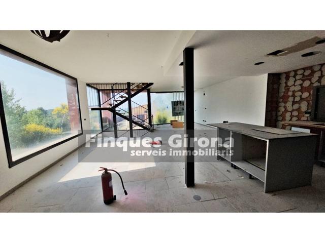 CHALET EN VENTA EN MAS LLUNES (BESCANÓ) photo 0