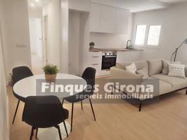 PISO TOTALMENTE REFORMADO EN EL BARRIO VIEJO DE GIRONA photo 0
