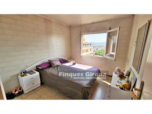 GRAN PISO EN VENTA EN SALT photo 0
