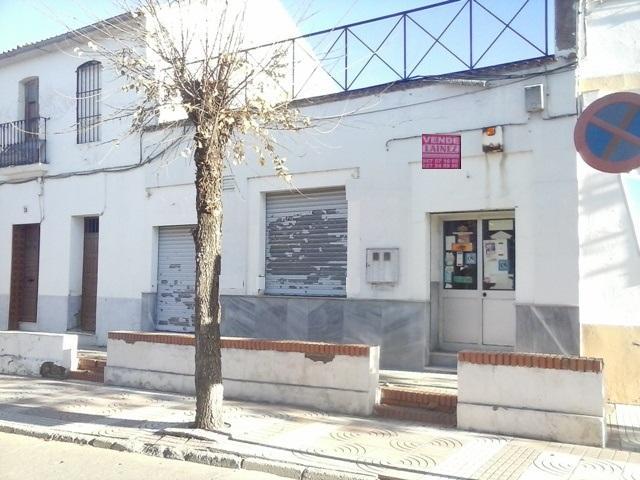 Local en venta en Peñarroya-Pueblonuevo de 156 m2 photo 0