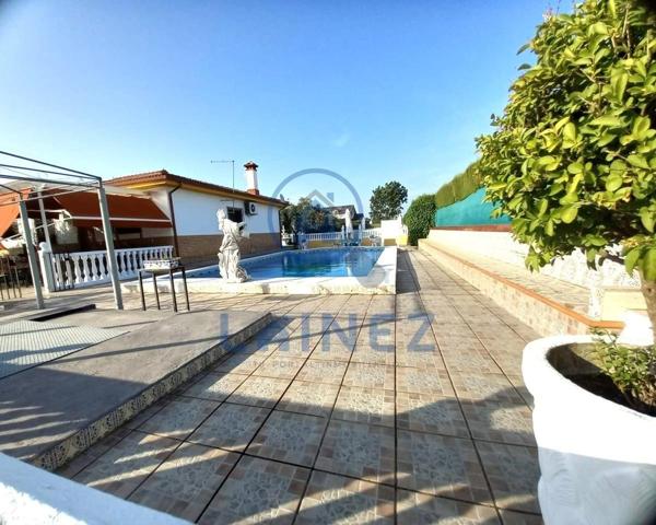 Casa - Chalet en venta en La Vega del Montón de la Tierra de 3100 m2 photo 0