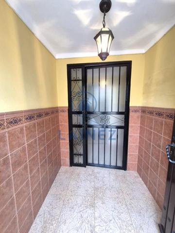 Casa De Pueblo en venta en Belmez de 155 m2 photo 0