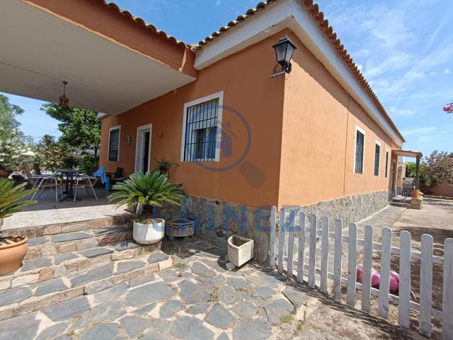 Chalet con piscina en venta en Belmez photo 0