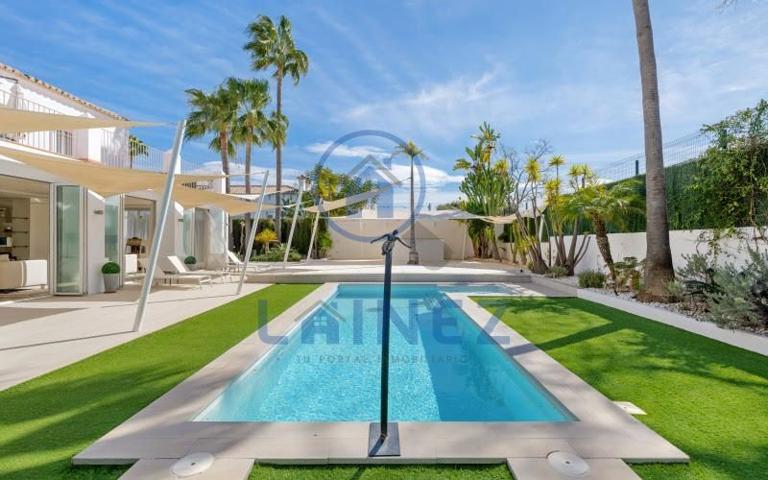 Apartamento en venta en San Pedro Alcántara de 898 m2 photo 0