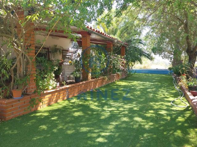 Terreno en venta en Villanueva del Rey de 3600 m2 photo 0