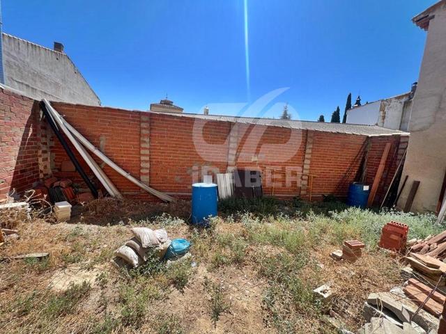 Nave de 196 m2 en el centro de Ugena photo 0