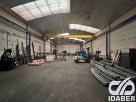 Nave industrial en venta ó AOC de 475 m2 en Yuncos photo 0