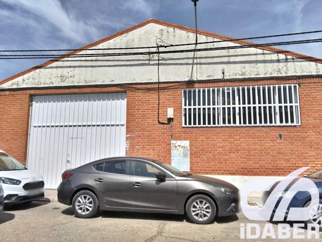 Nave industrial de 244 m2 en Illescas photo 0
