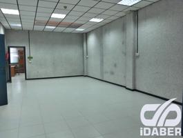 Nave industrial de 350 m2 en Villaverde, Madrid photo 0