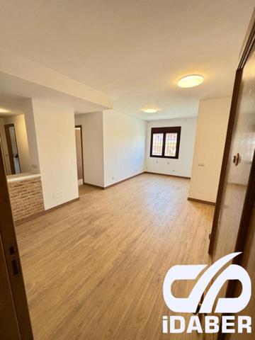 Piso reformado de 2 hab. en Lominchar photo 0