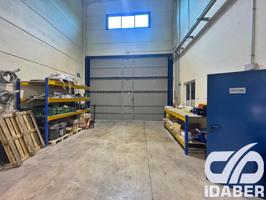 Nave industrial de 283m2 en Illescas photo 0