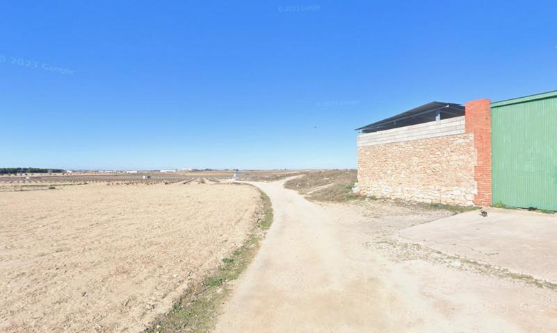 Terreno rústico de 1070 m² en Quintanar de la Orden photo 0