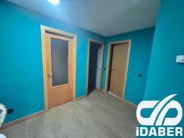 Piso en la avenida principal de Yeles en una urbanización moderna photo 0