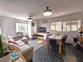Piso en venta en Zona Avinguda al Vedat photo 0