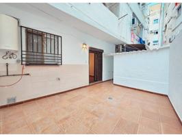Piso en venta en Camí Reial(46900) photo 0