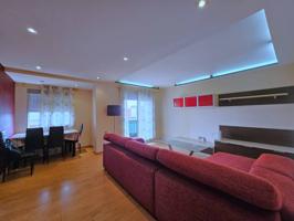 Piso en venta en Poble Nou photo 0