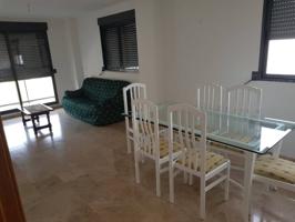 VIVIENDA ALQUILADA. SE VENDE CON INQUILINOS CON CONTRATO VIGENTE. PAGO DE RENTA GARANTIZADA: 700 EUROS MENSUALES. VIVIEN photo 0