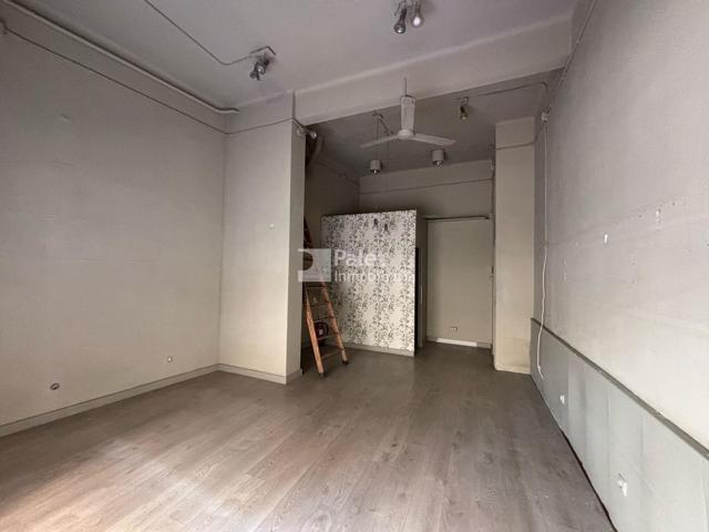 Local comercial en el centro de Torrelles de Llobregat – Ideal para emprender tu negocio photo 0