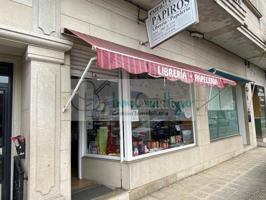 VENTA O ALQUILER DE LIBRERIA EN PONTEAREAS photo 0