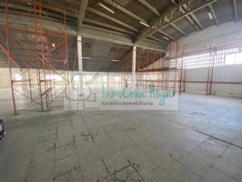 Nave ALMACEN comercial en el Centro de Puxeiros, Tameiga, Mos. photo 0