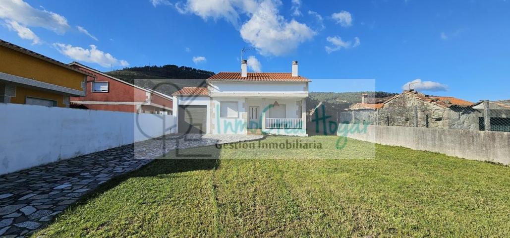 Luminosa Casa en Tomiño photo 0