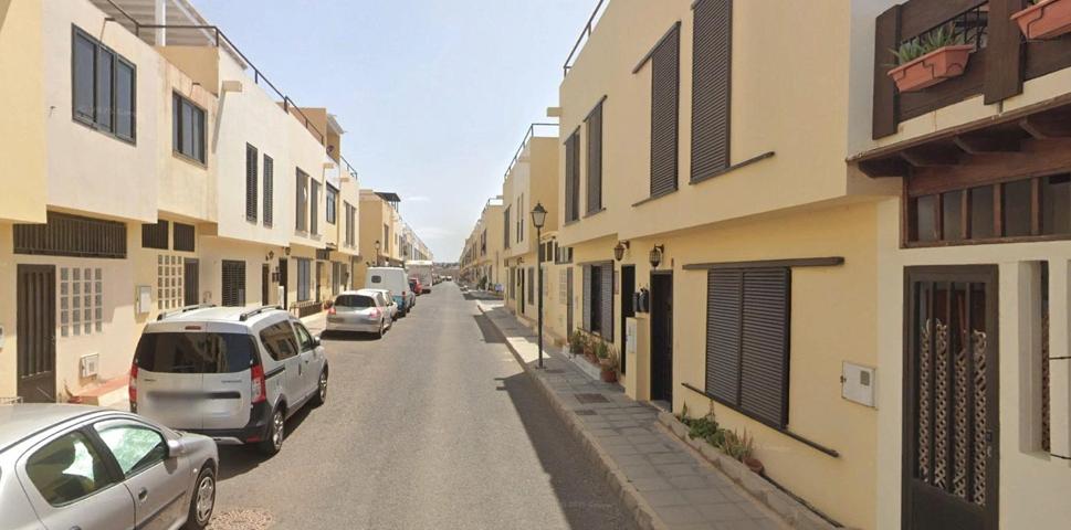 DUPLEX DE TRES DORMITORIOS EN ARGANA photo 0