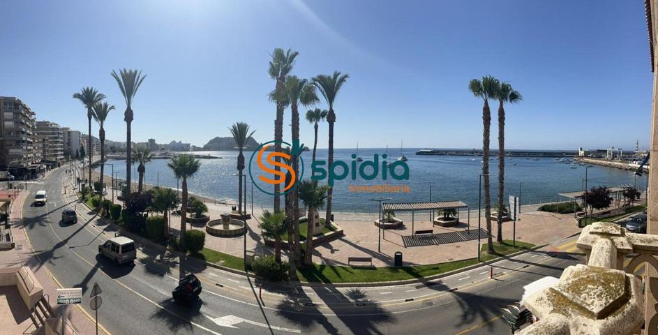 Espectacular Edificio con vistas al mar en Primera Linea photo 0