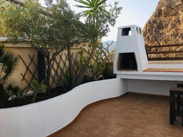 VIVIENDA CON TERRAZA Y PISCINA EN URBANIZACIÓN LOS GERÁNEOS photo 0