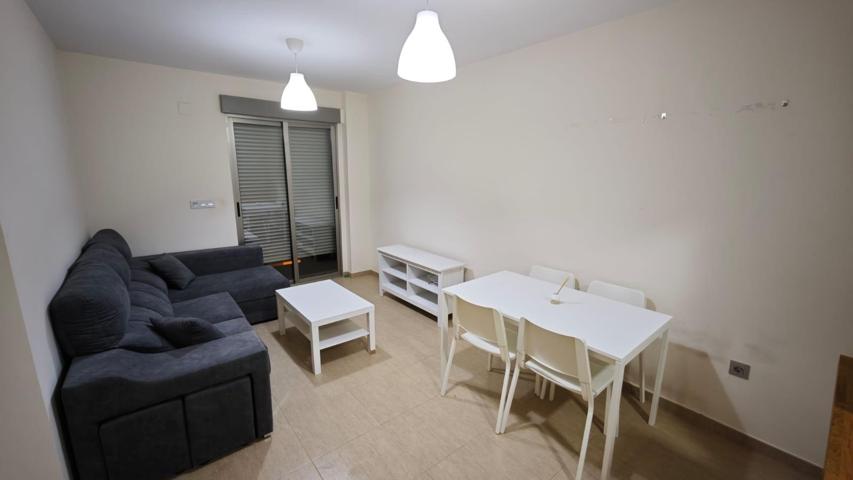 SE ALQUILA PISO EN ALGUAZAS photo 0