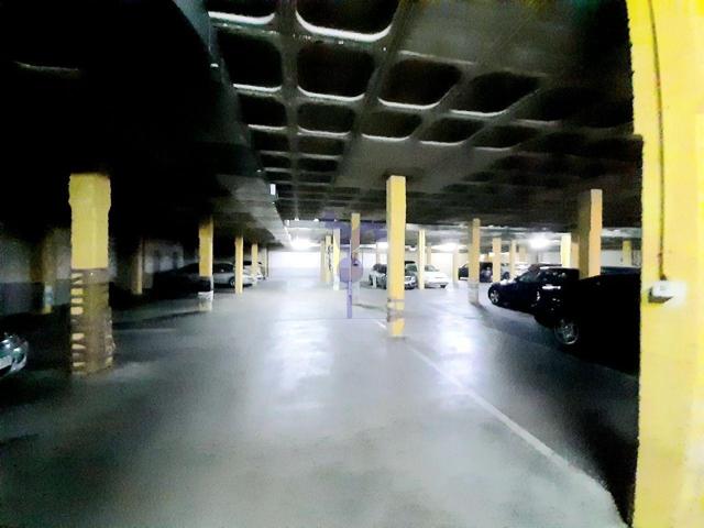 Parking En venta en León photo 0