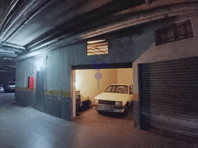Parking En venta en León photo 0