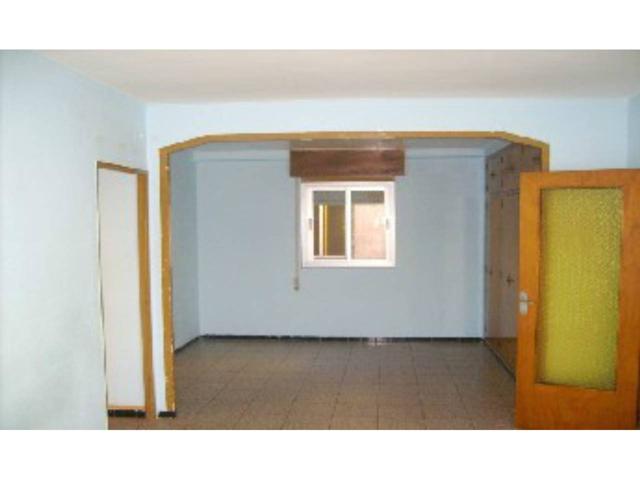 Piso en venta en Centro photo 0