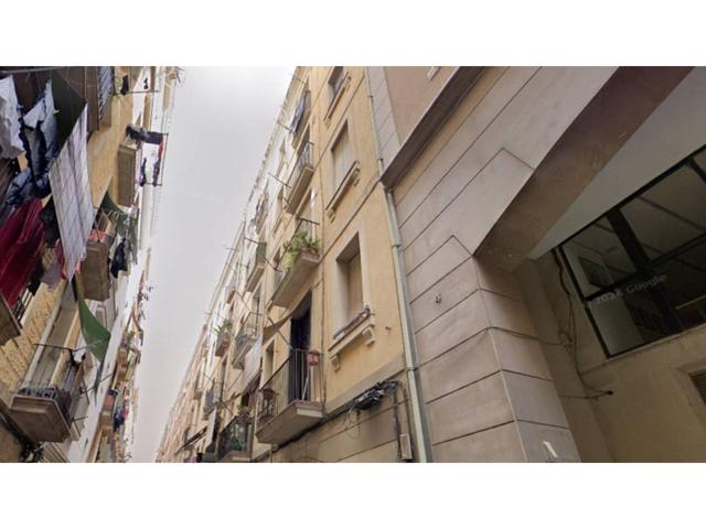 Piso en venta en El Raval(08001) photo 0