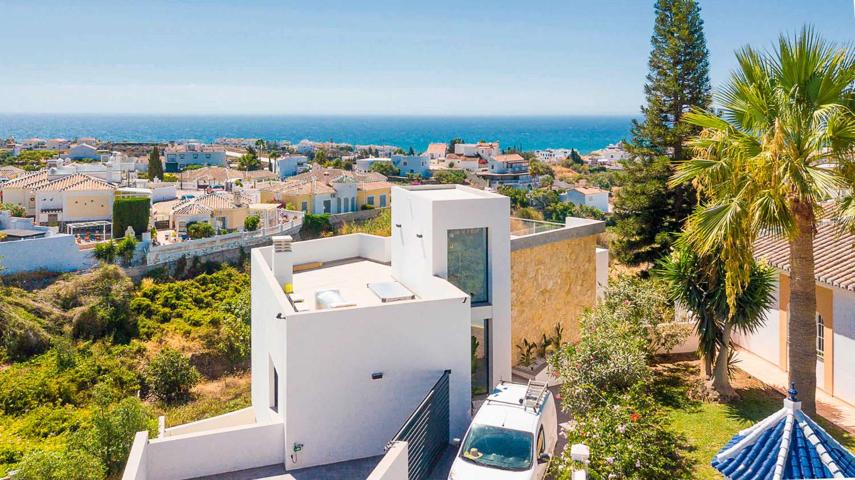 Villa En venta en Torrox photo 0