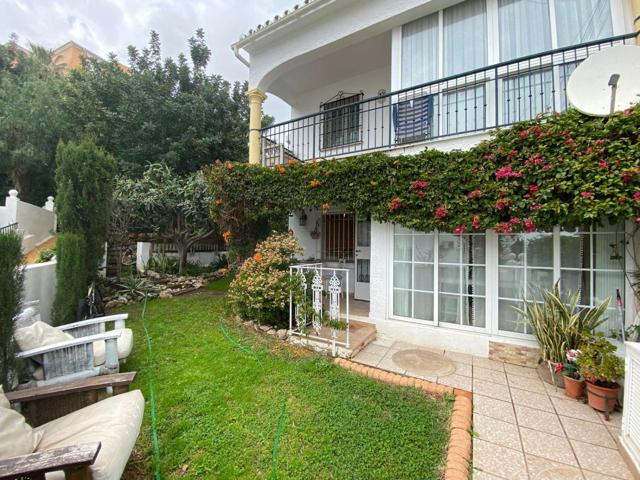 Piso En venta en Calle Los Hinojos. 29640, Fuengirola (málaga)torreblanca Del Sol, Fuengirola photo 0