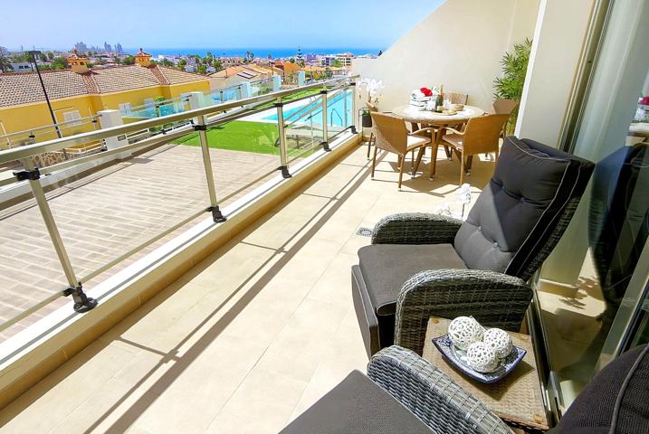 HERMOSO APARTAMENTO DE 2 HABITACIONES Y VISTAS AL MAR EN LA PARTE BAJA DE LOMA DOS. GARAJE. PISCINA photo 0