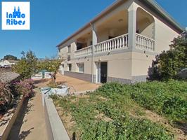 Casa en venta en calle Via Lactea de Cunit. photo 0