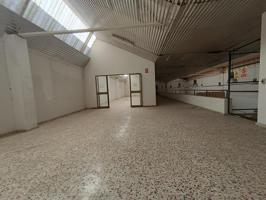 Gran oportunidad de adquirir una nave en el mejor poligona de Màlaga. photo 0