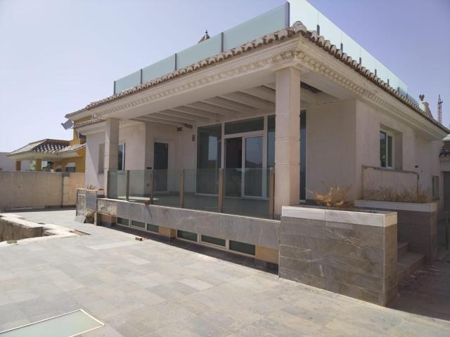 MAGNIFICO CHALET A ESTRENAR CALA DEL MORAL photo 0