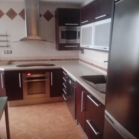Estupendo piso en Teatinos- ideal para tu Nuevo Hogar. photo 0