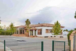 Casa-Chalet en Venta en Yecla Murcia photo 0