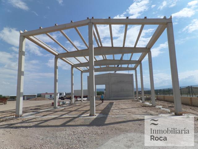 NAVE INDUSTRIAL EN ES MERCADAL photo 0