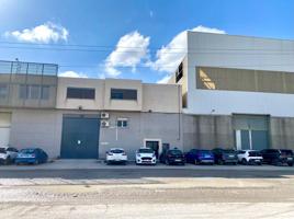 El Nuevo Hogar de Tu Empresa: Un Espacio Para Crecer Sin Límites photo 0