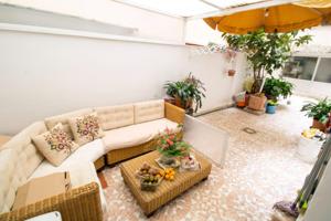 Tu nuevo hogar en Valencia: entre la calma del Jardín del Turia y la energía del centro urbano. photo 0