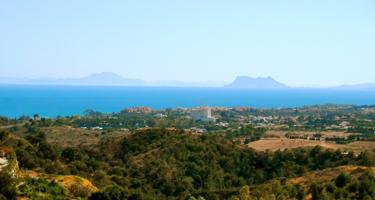 Terreno en Venta en Estepona photo 0